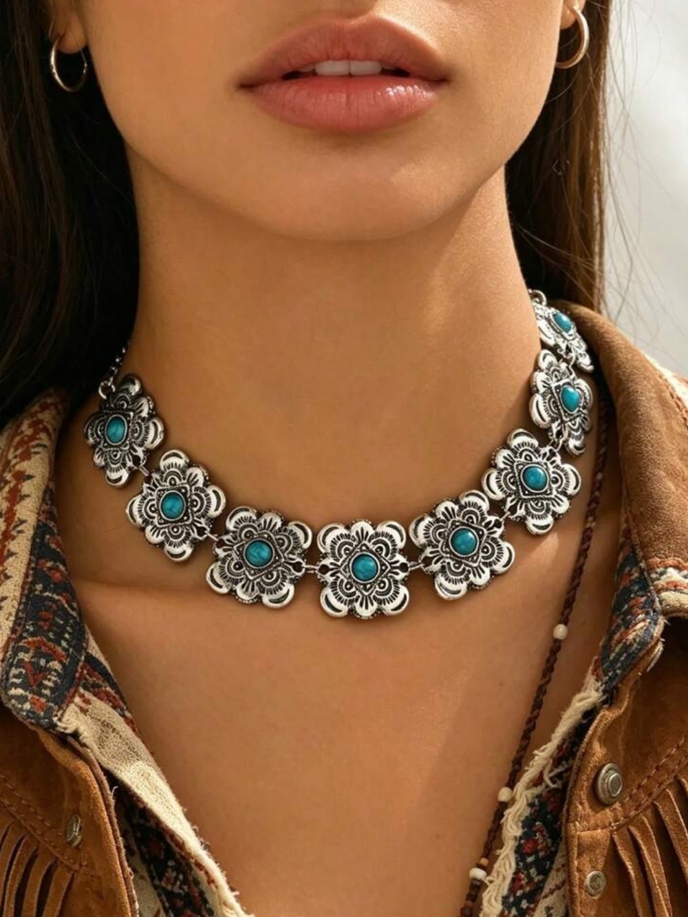 Silver Floral Turquoise Medallion Choker Necklace - Women’s Jewelry
